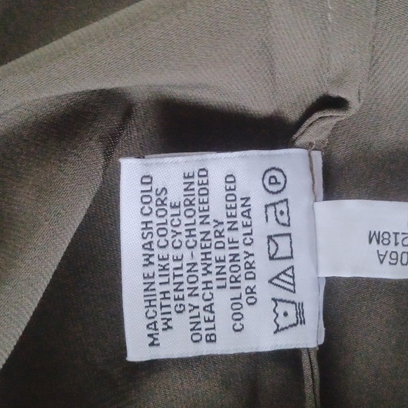 Calvin Klein blouse NWOT - Picture 4 of 4
